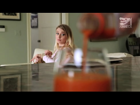 ❤️ Warm meisie met groot tiete en stywe poes kry pik van verloorder, maar baie hard ❌ Sluts op af.pornochaturbate.ru ☑